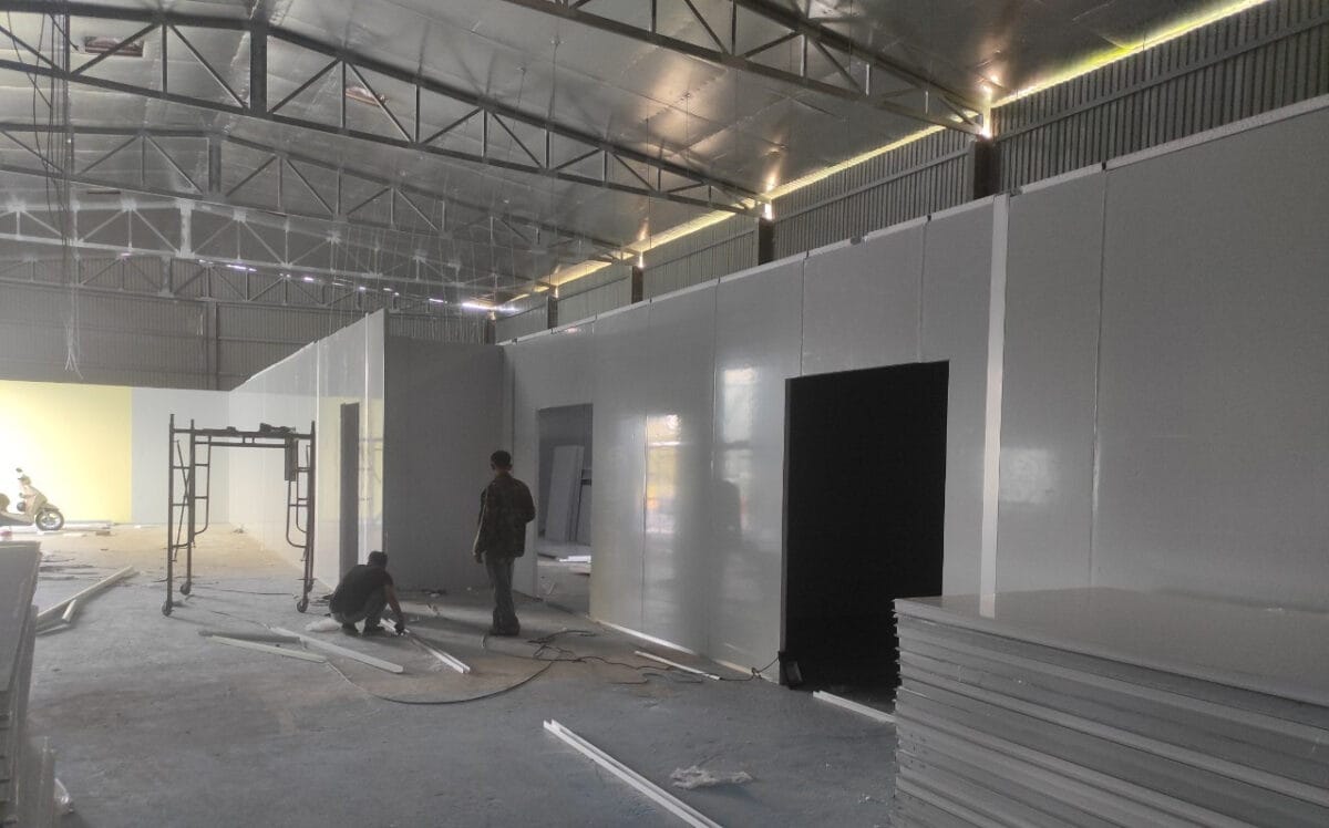 Thi công nhà điều hành bằng tấm panel vách ngăn