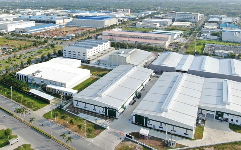 Nhà Xưởng Và Kho Bãi Thi Công Bằng Khung Thép Nhà Xưởng Và Kho Bãi Thi Công Bằng Khung Thép